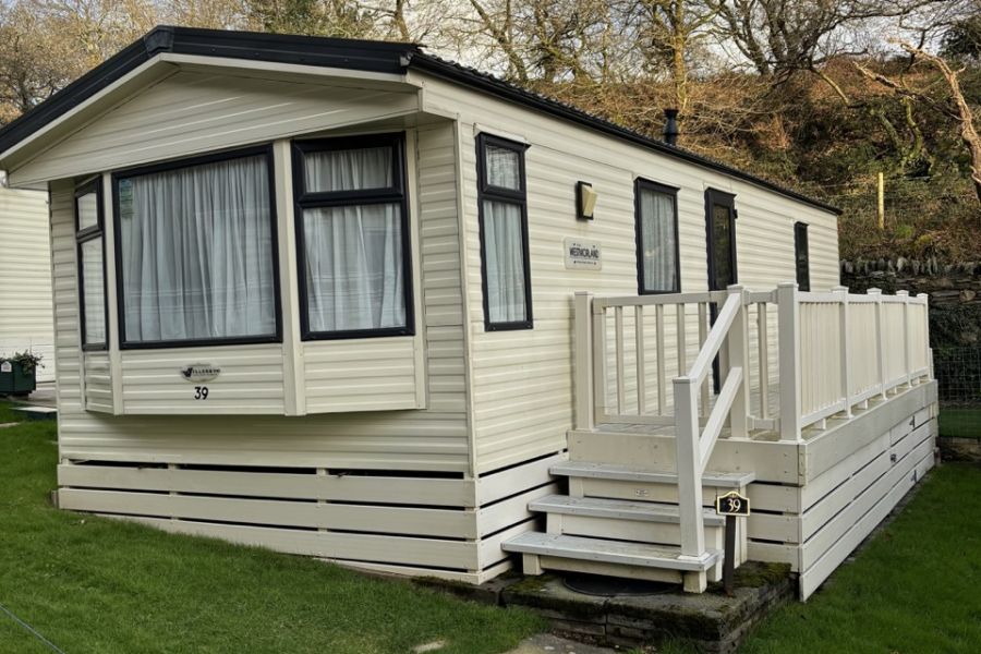 Willerby Westmorland 2011 – 33 x 12 (2 bed) -Great condition – rare find (POA)
